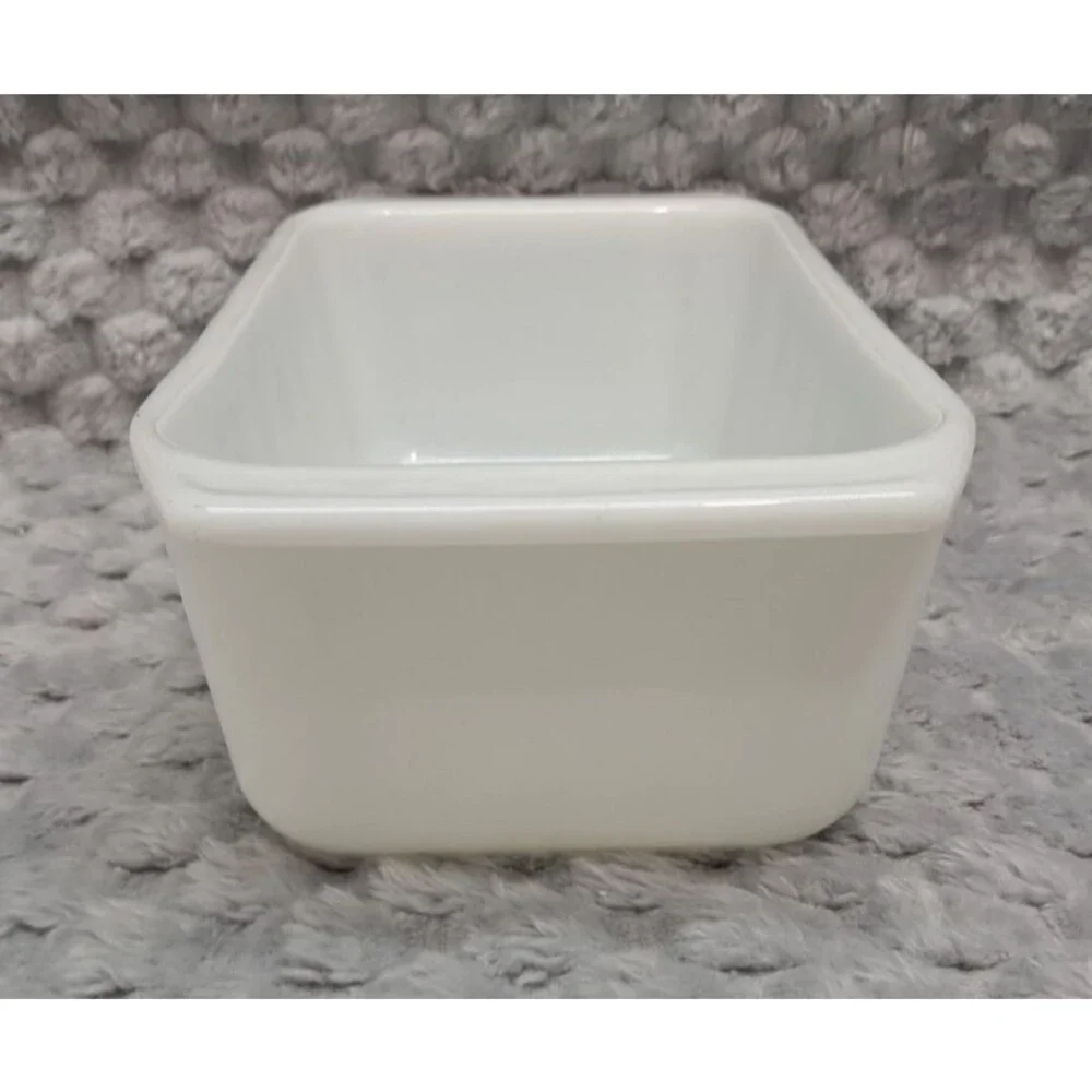VTG Pyrex 913 Ovenware Loaf Bread Pan Blue Snowflake Garland Design Baking Dish